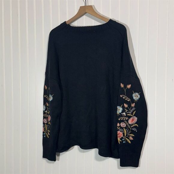 Lucky & Blessed Embroidered Sweater 2X 3X Black Floral Boho Cottagecore Cozy - Picture 2 of 4